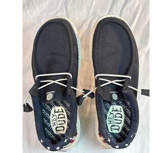 Hey Dude Wally Americana Navy Blue Patriotic Womens Size 7